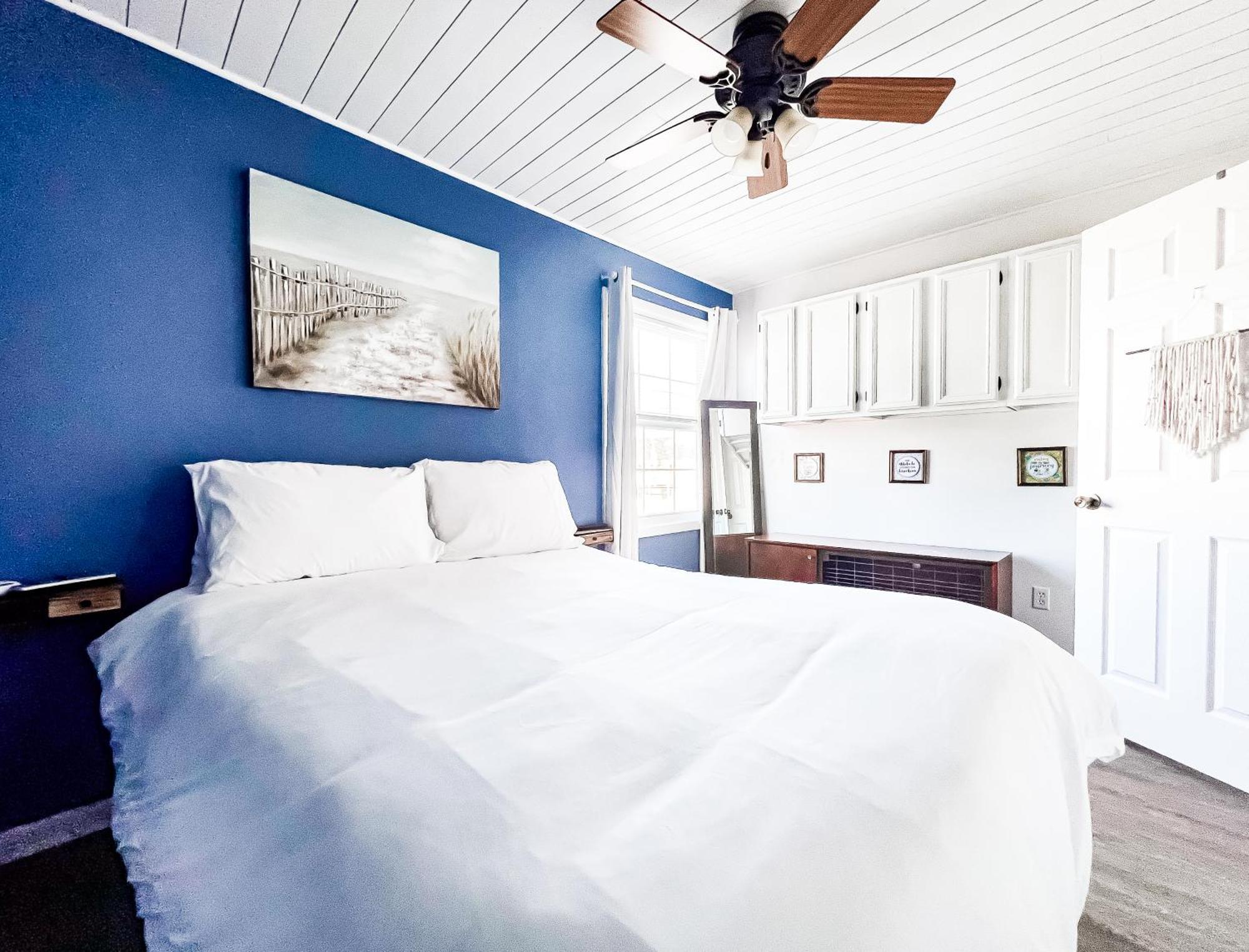 Cozy Beach Condo Sleeps 6 Pool カロライナビーチ エクステリア 写真