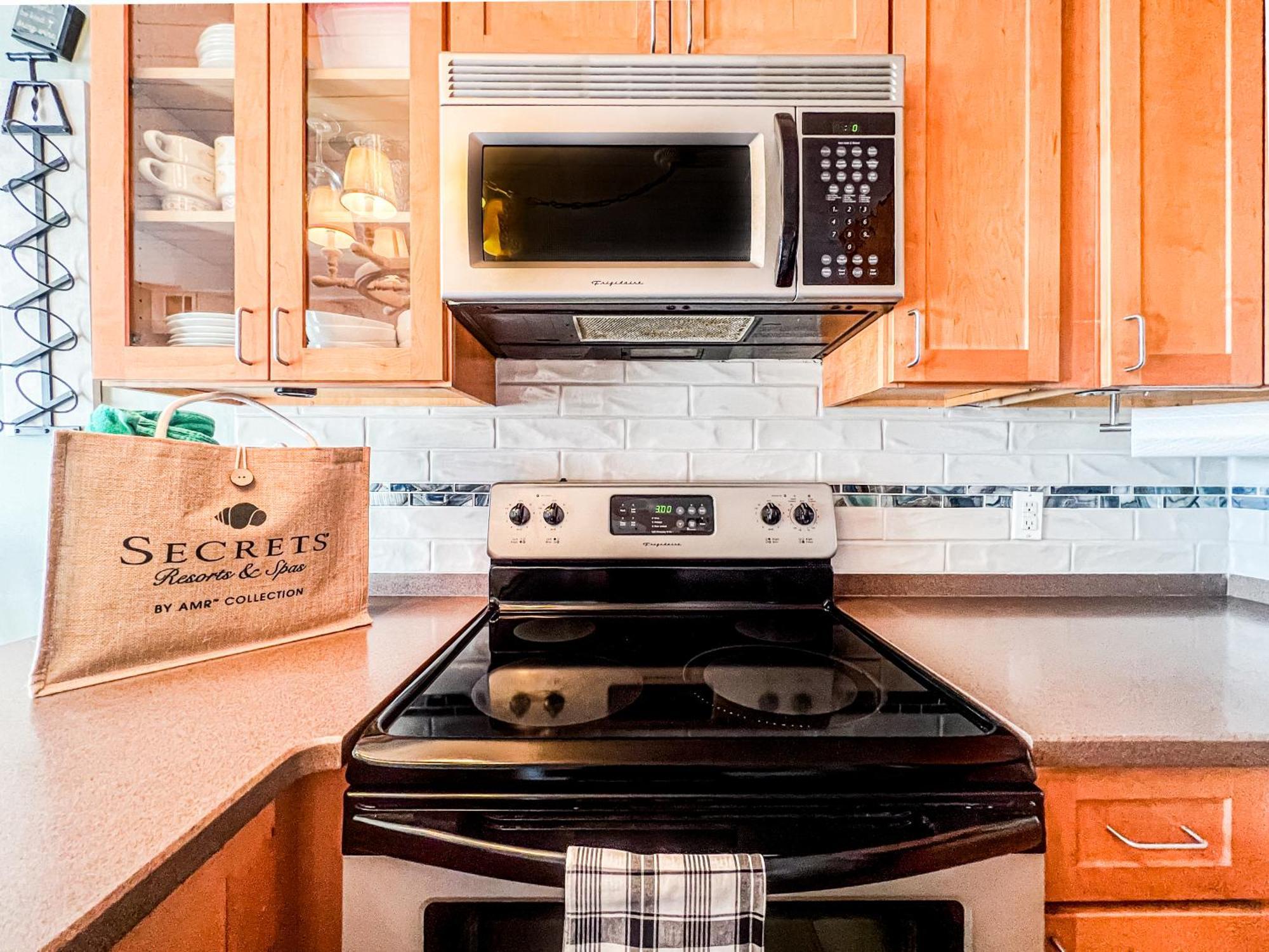 Cozy Beach Condo Sleeps 6 Pool カロライナビーチ エクステリア 写真