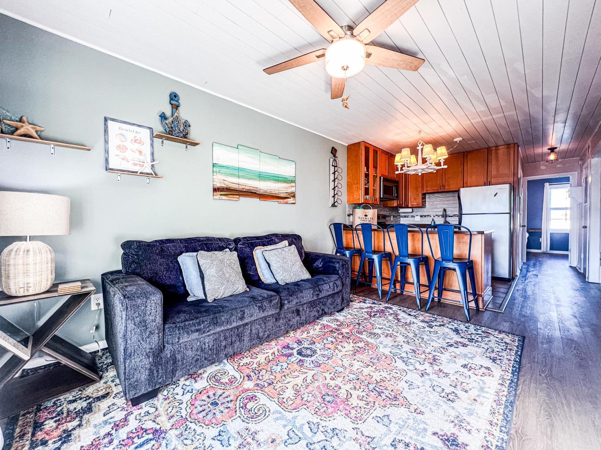 Cozy Beach Condo Sleeps 6 Pool カロライナビーチ エクステリア 写真